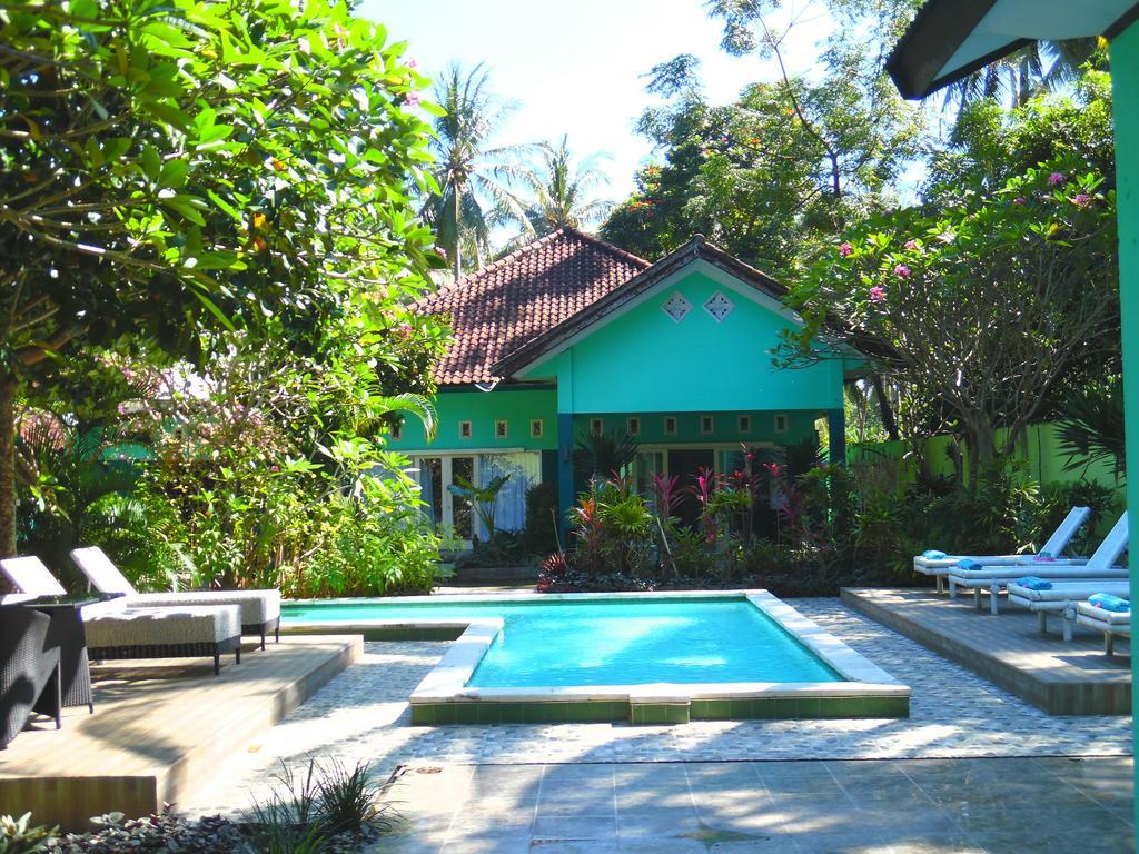 Lazy Monkey Hotell Senggigi Exteriör bild