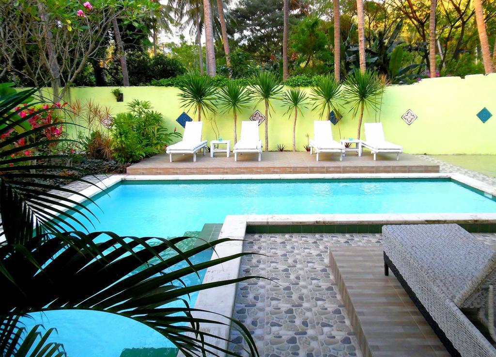 Lazy Monkey Hotell Senggigi Exteriör bild